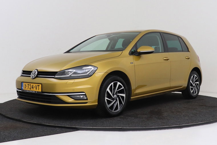 Volkswagen Golf foto 1