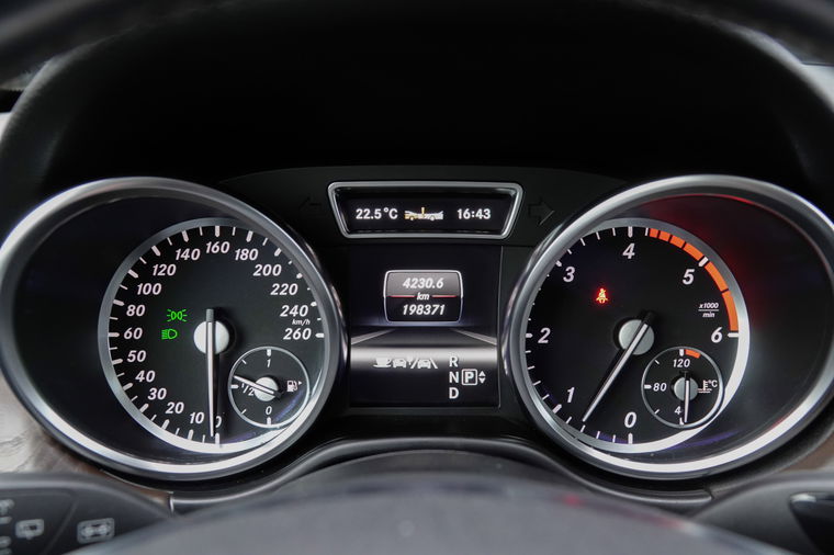 Mercedes-Benz M-Klasse
