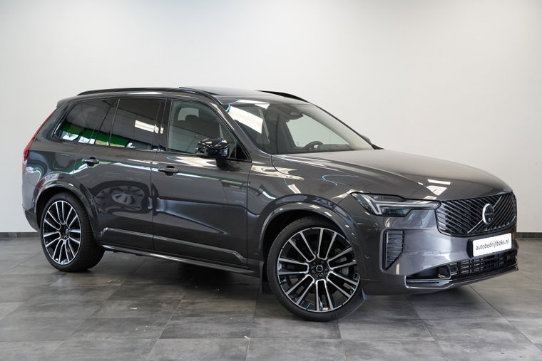 Volvo XC90 foto 1