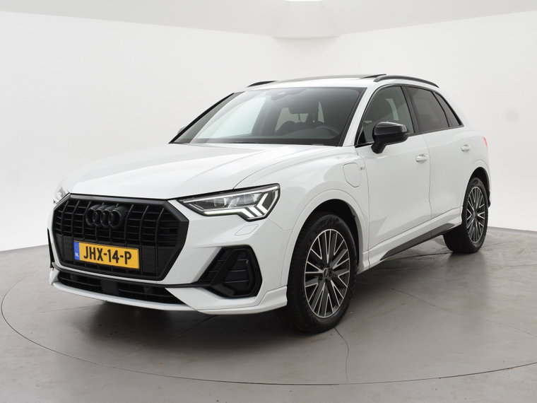Audi Q3 foto 1