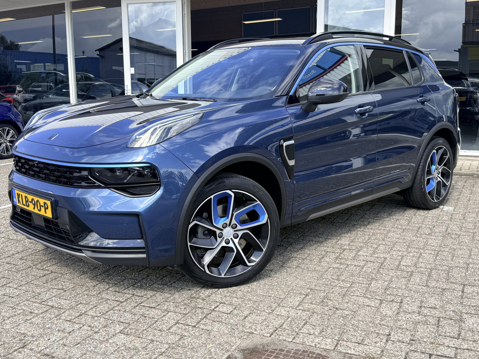 Foto van Lynk & Co 01