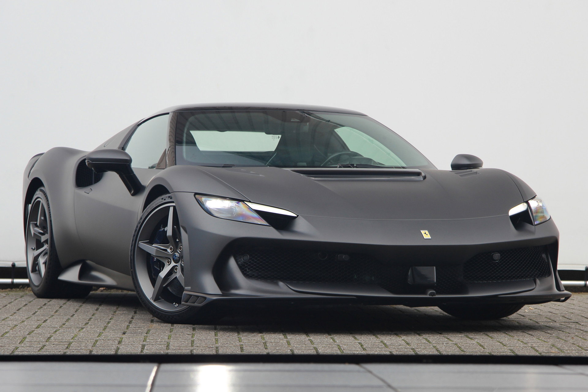 Foto van Ferrari 296
