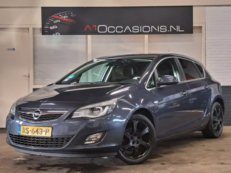 Opel Astra foto 1