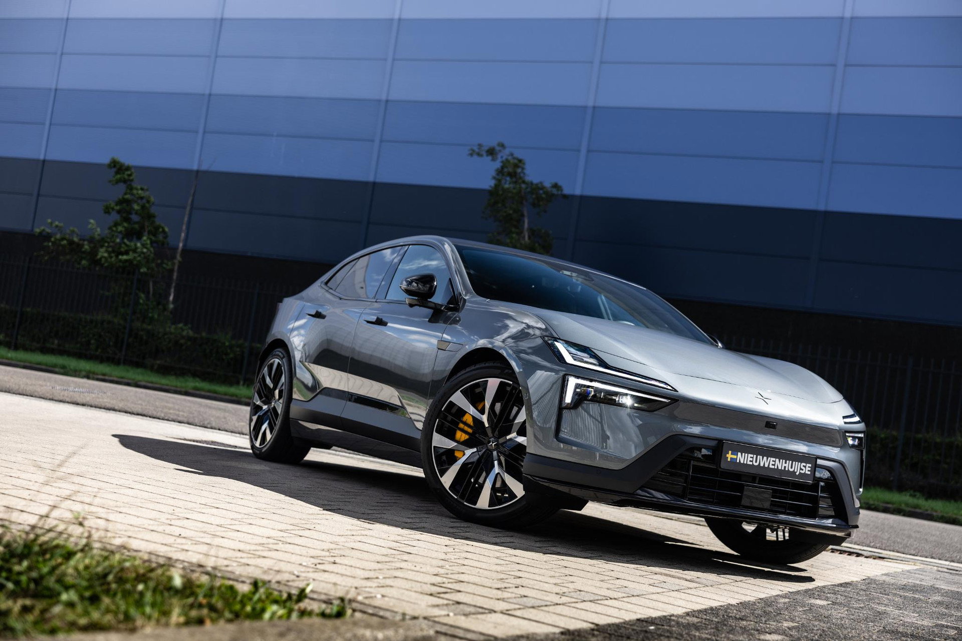 Foto van Polestar 4
