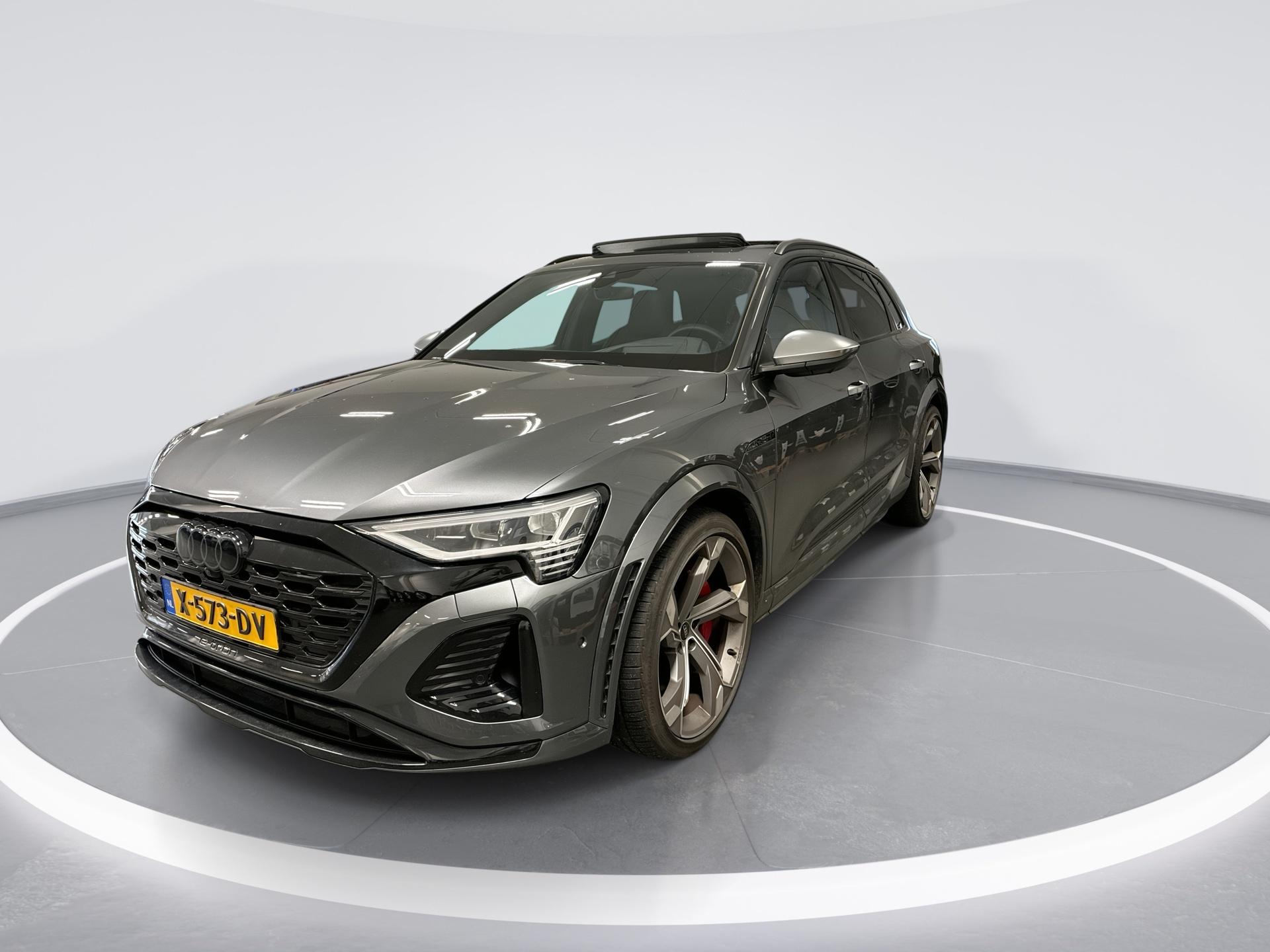 Foto van Audi Q8 e-tron
