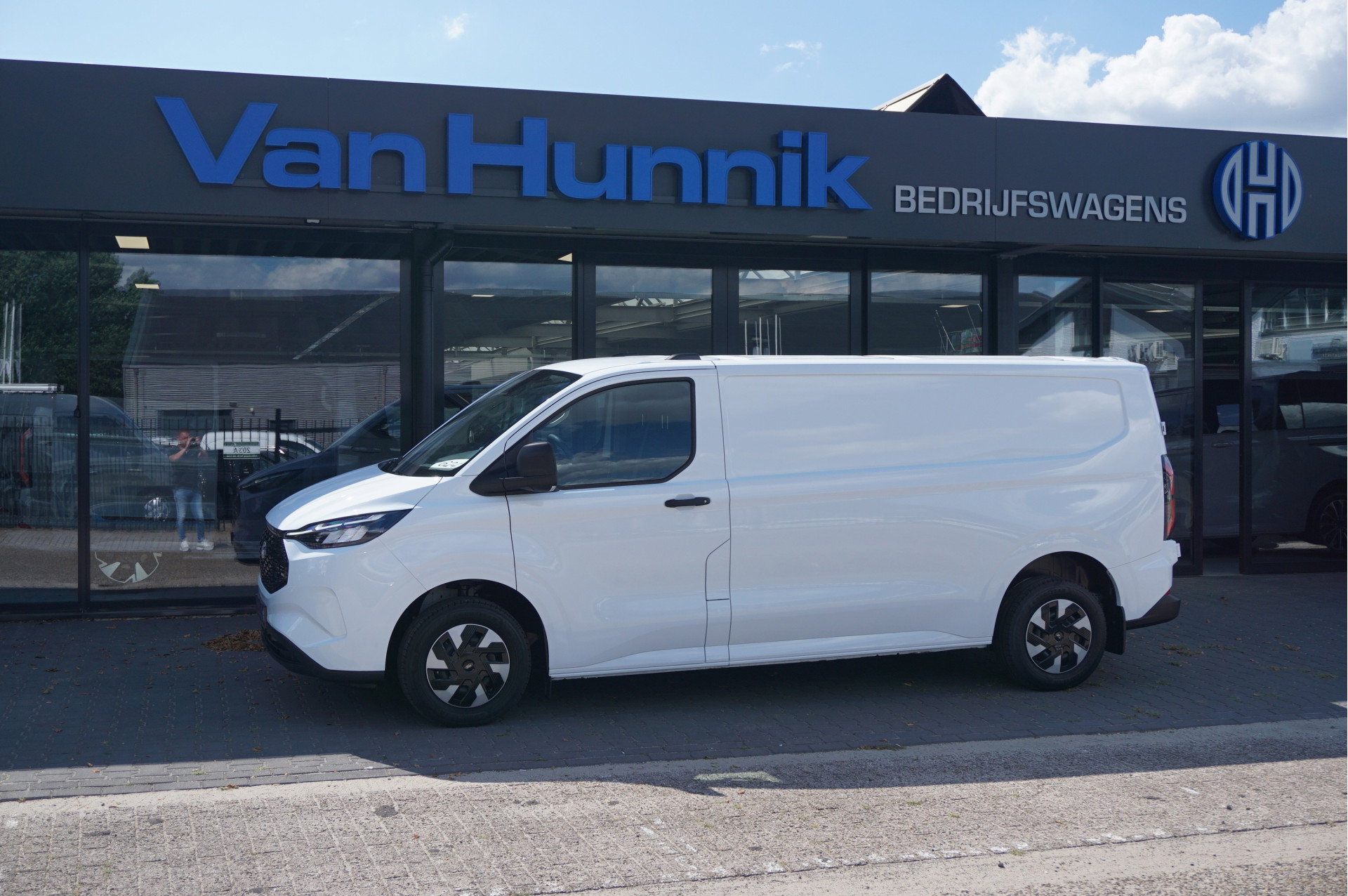 Foto van Ford E-Transit Custom
