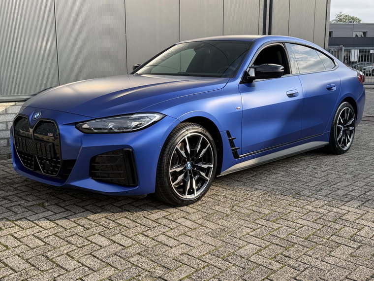 Foto van BMW i4