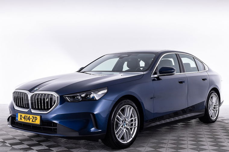 BMW i5