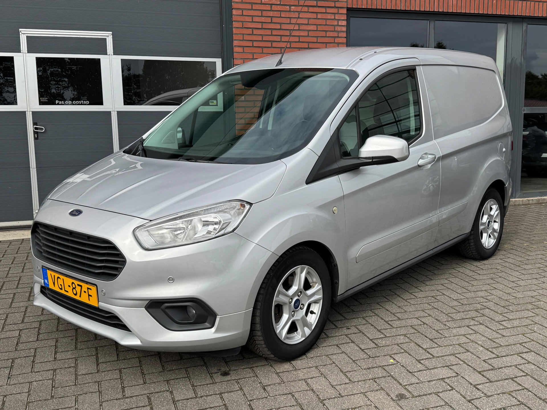 Foto van Ford Transit Courier