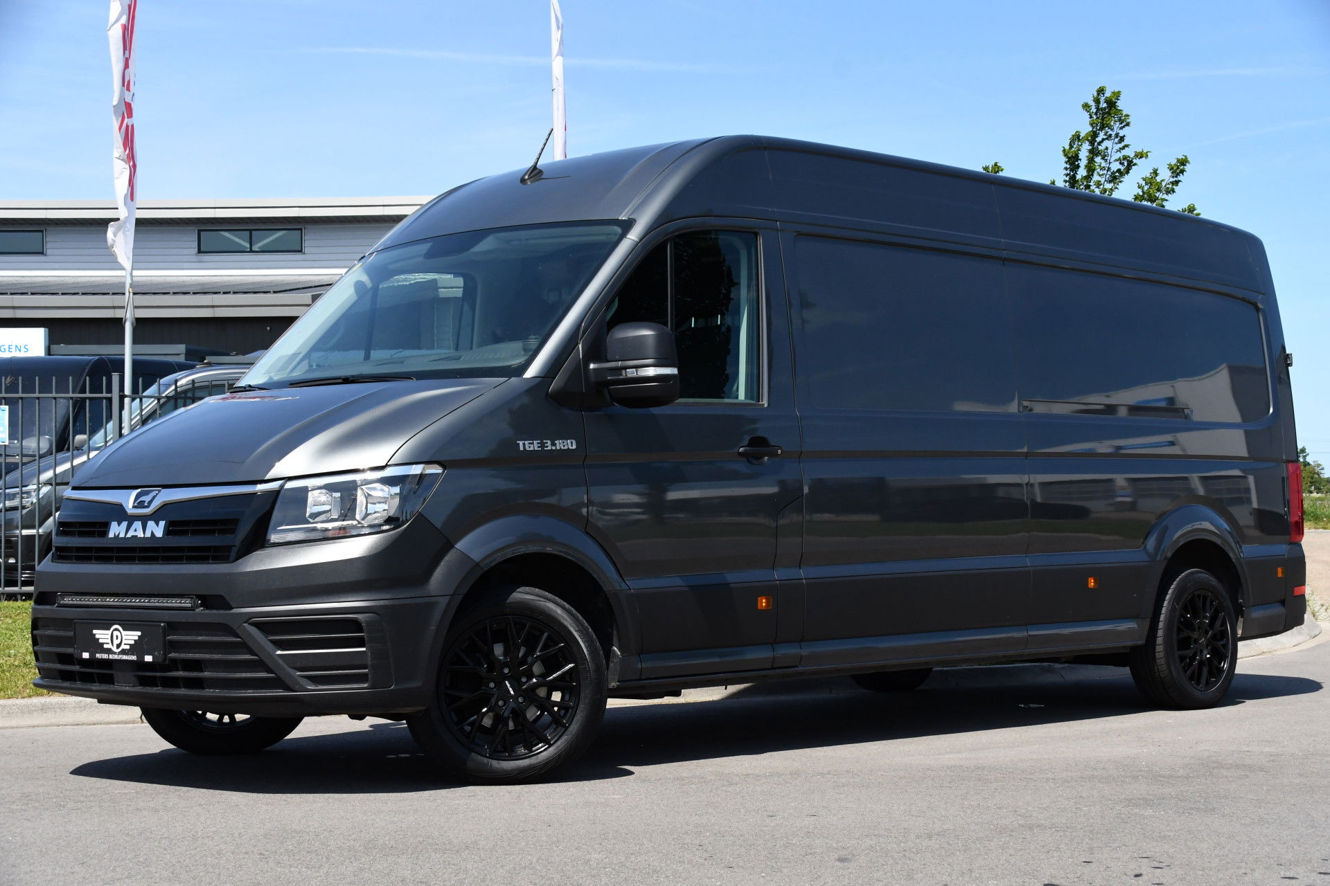 Foto van MAN TGE 3.180