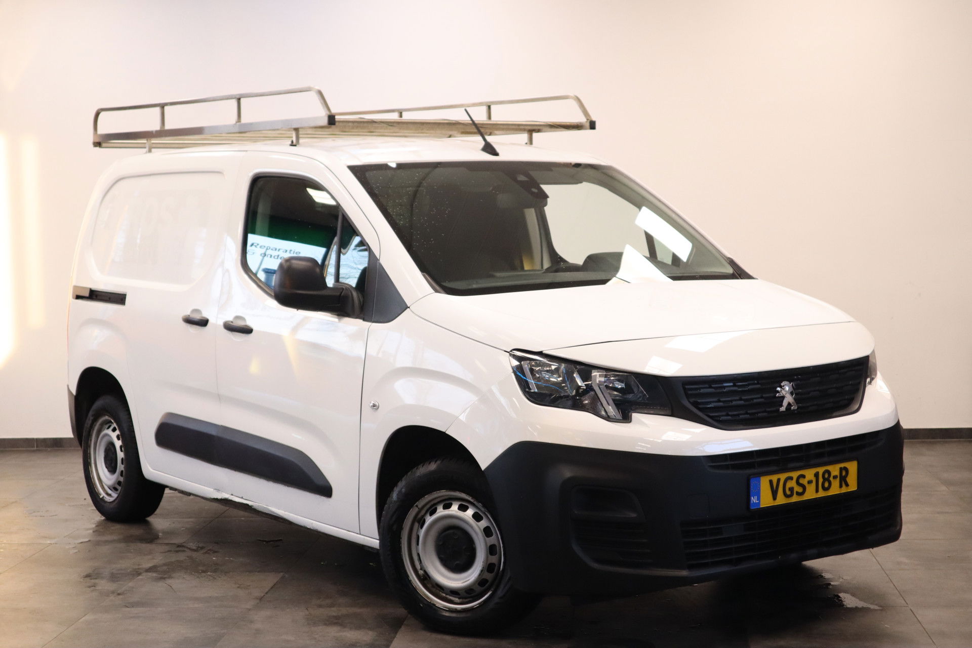 Foto van Peugeot Partner