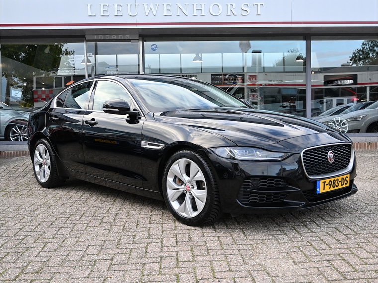 Foto van Jaguar XE