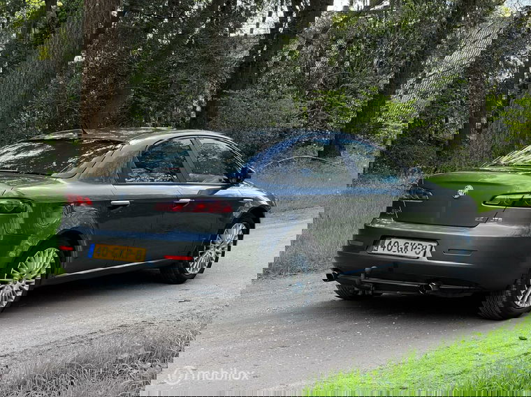 Alfa Romeo 159