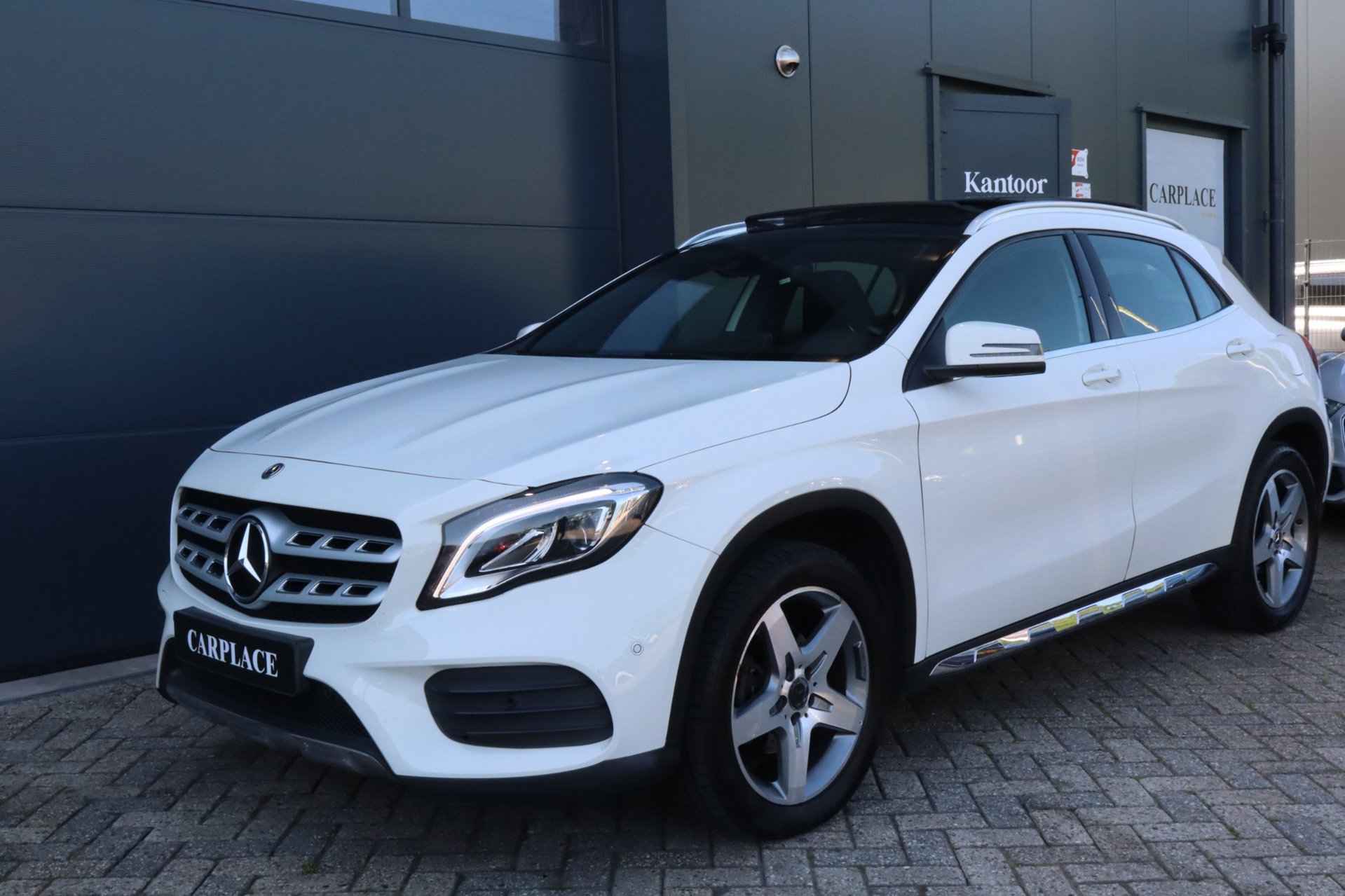 Foto van Mercedes-Benz GLA