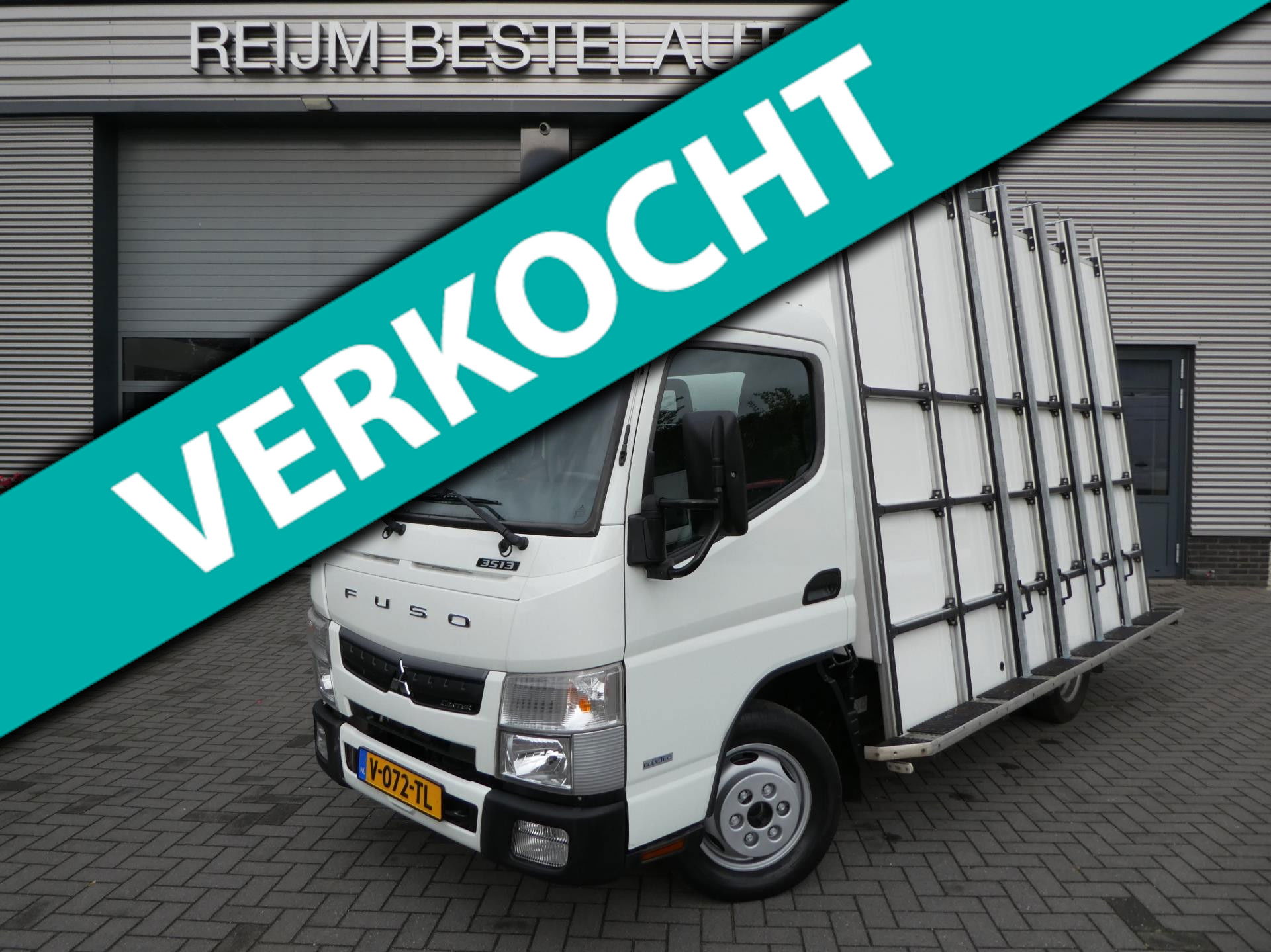 Foto van FUSO Canter