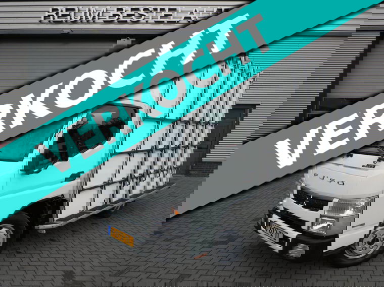 Foto van FUSO Canter