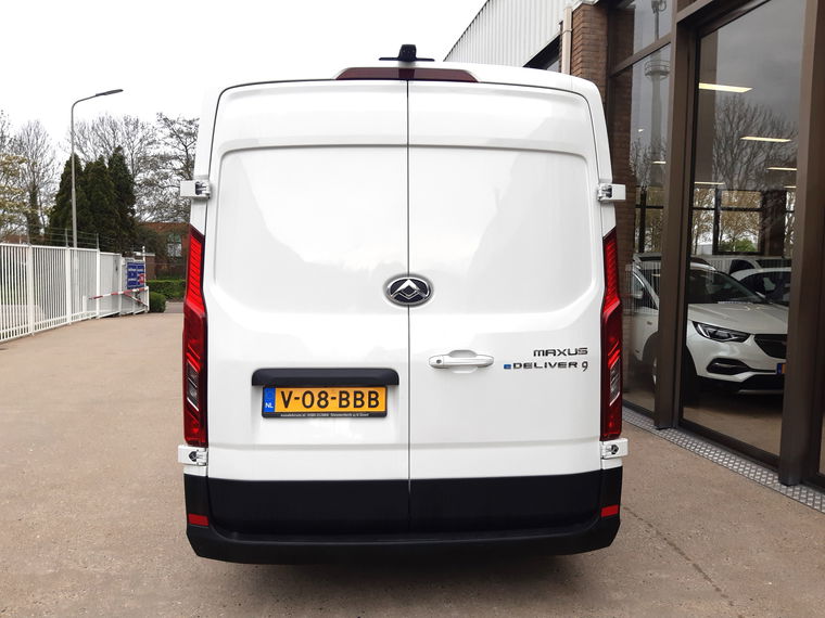 Maxus Deliver 9