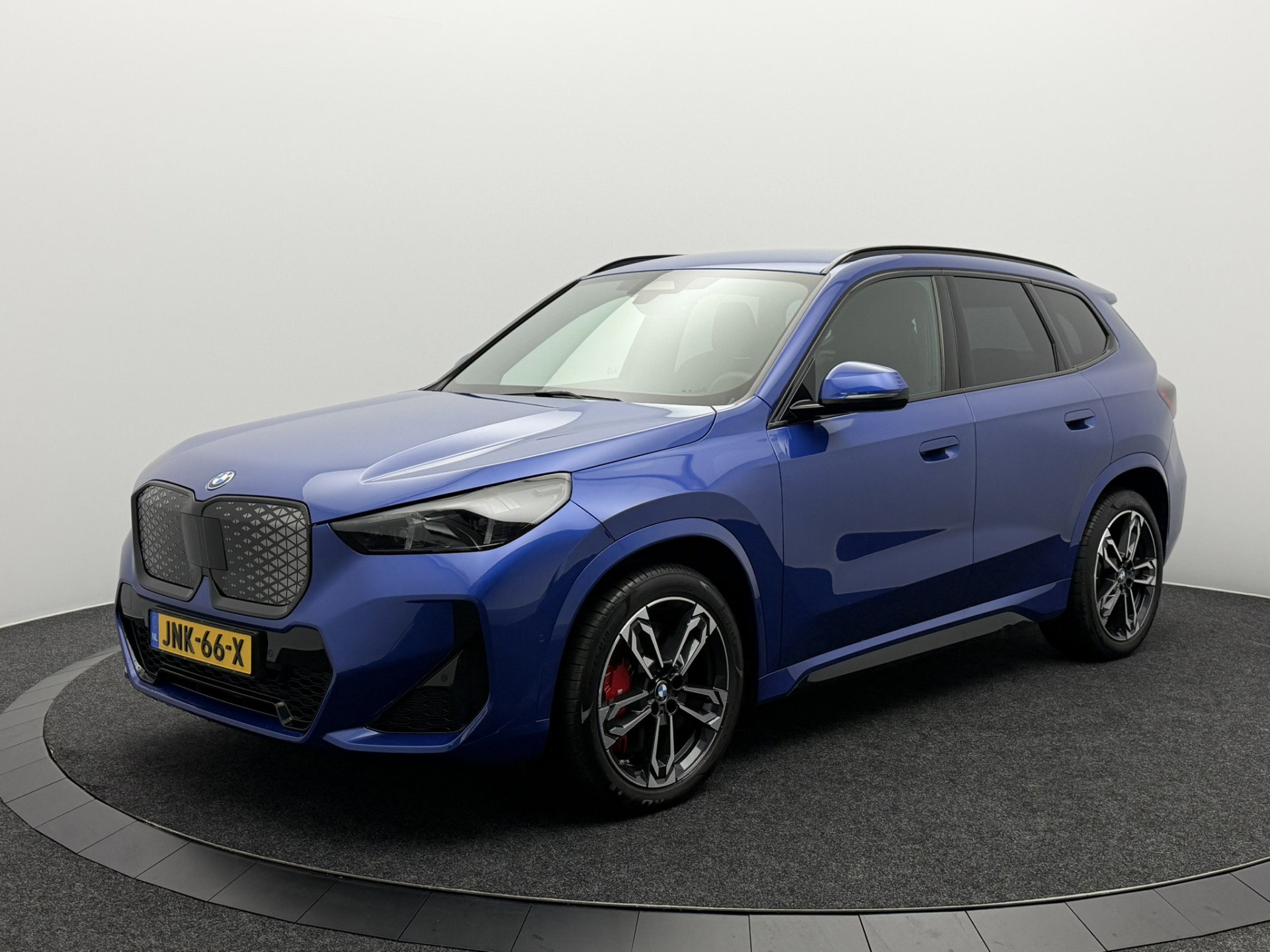 Foto van BMW iX1