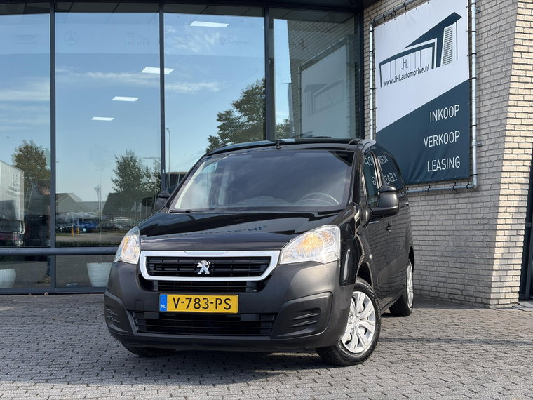 Foto van Peugeot Partner