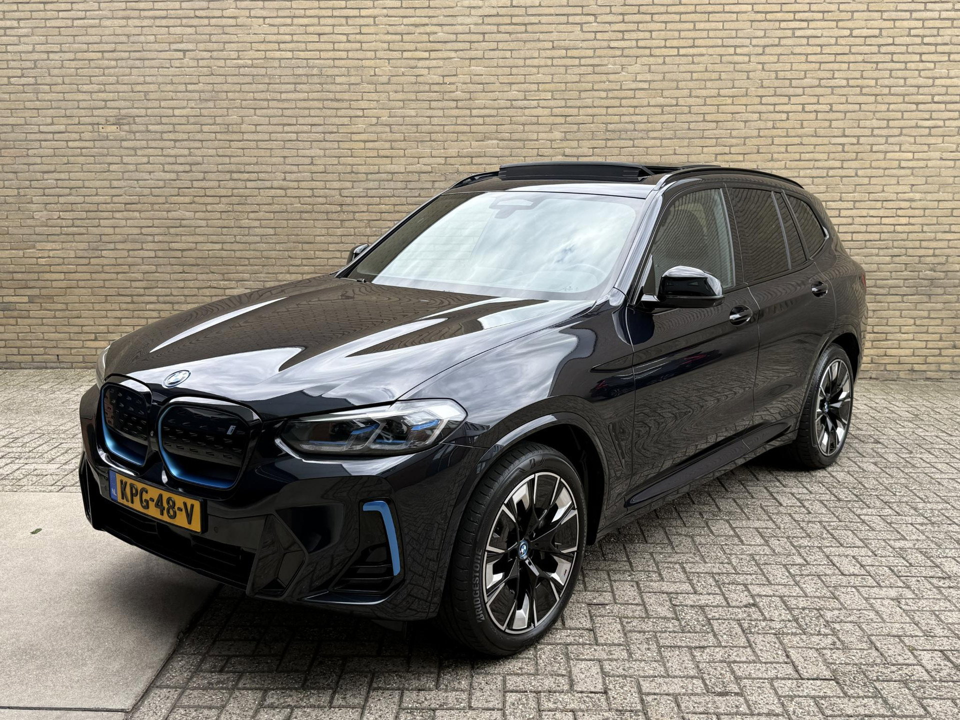 Foto van BMW iX3