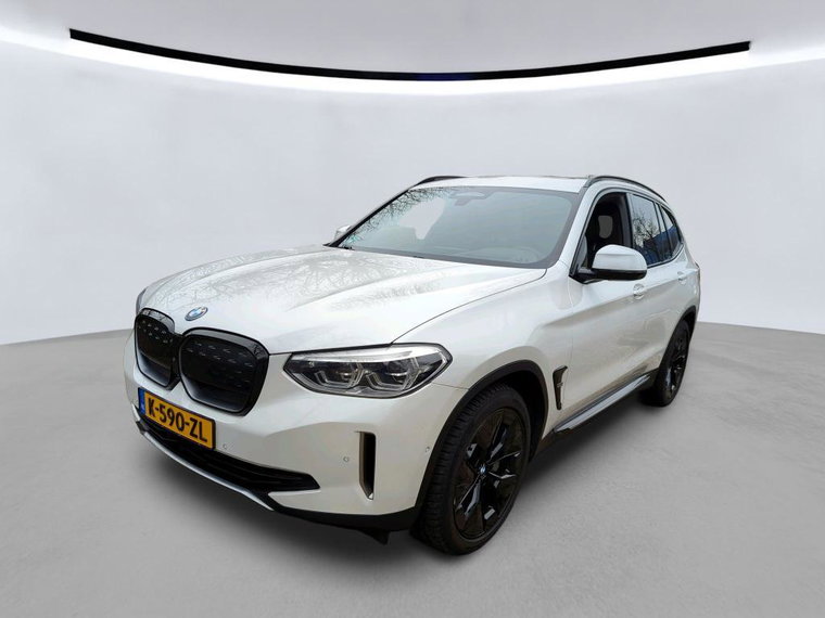 Foto van BMW iX3