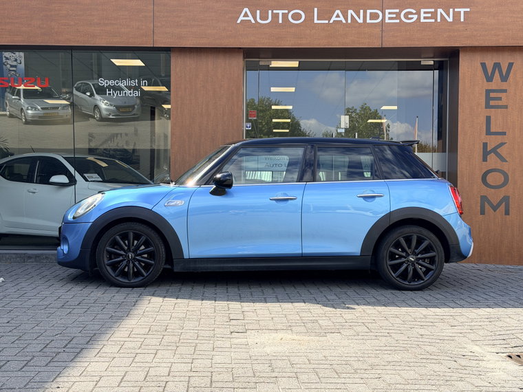 MINI 5-Deurs foto 1