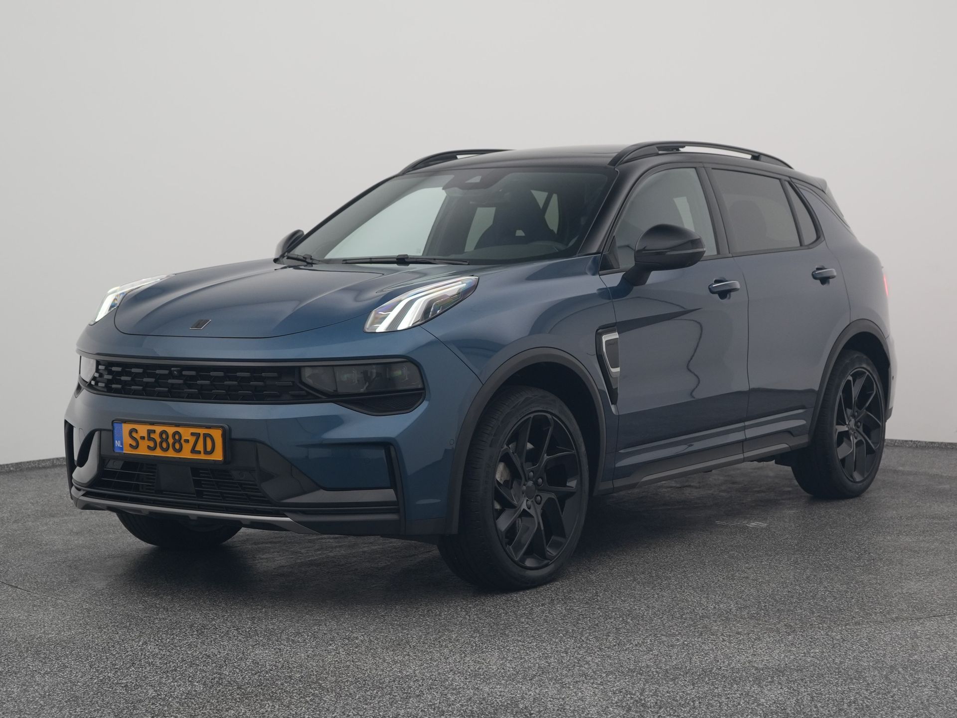 Foto van Lynk & Co 01