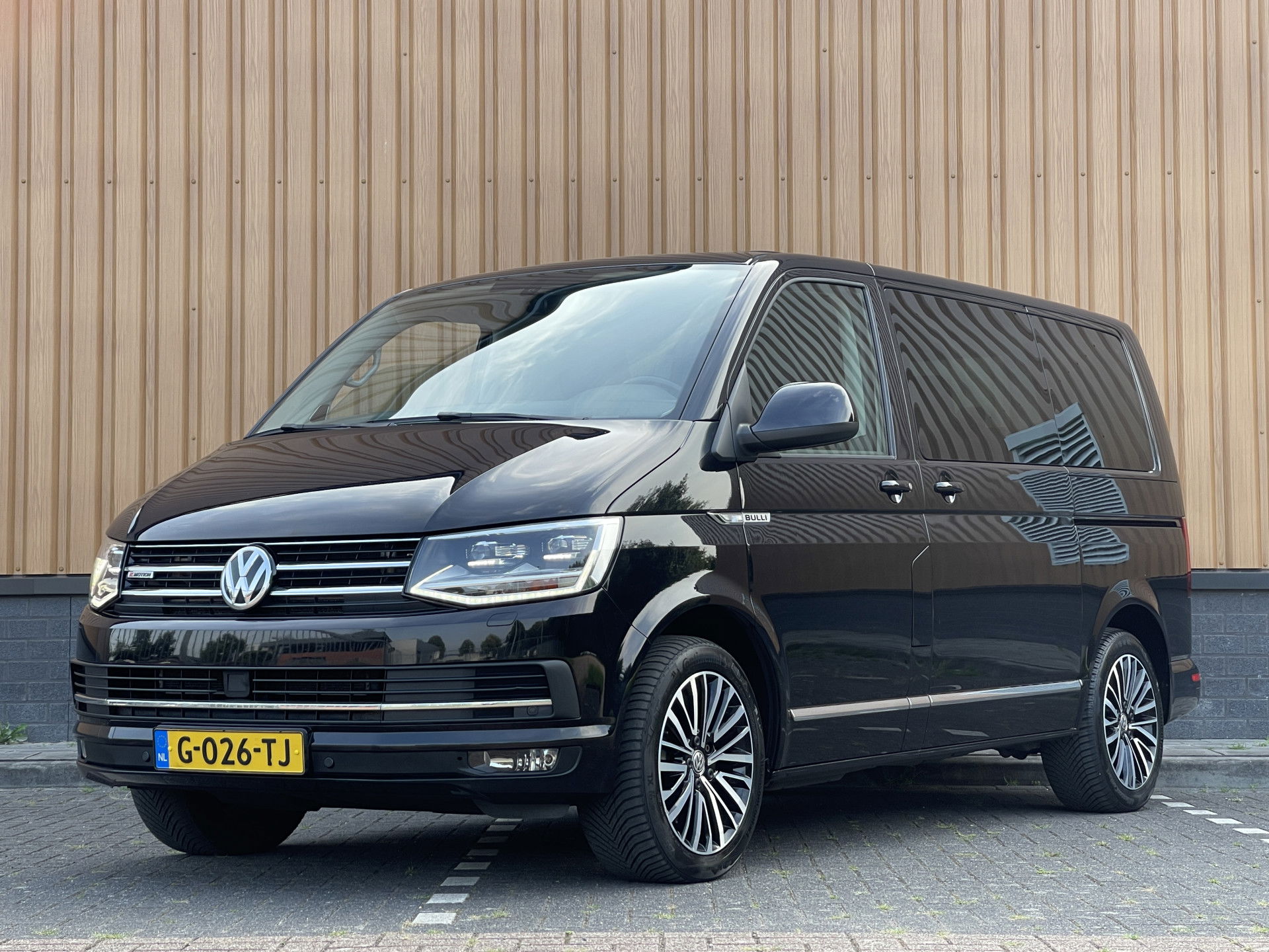 Foto van Volkswagen Transporter Multivan
