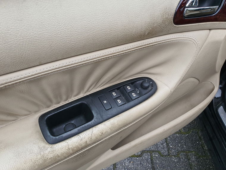 Peugeot 607