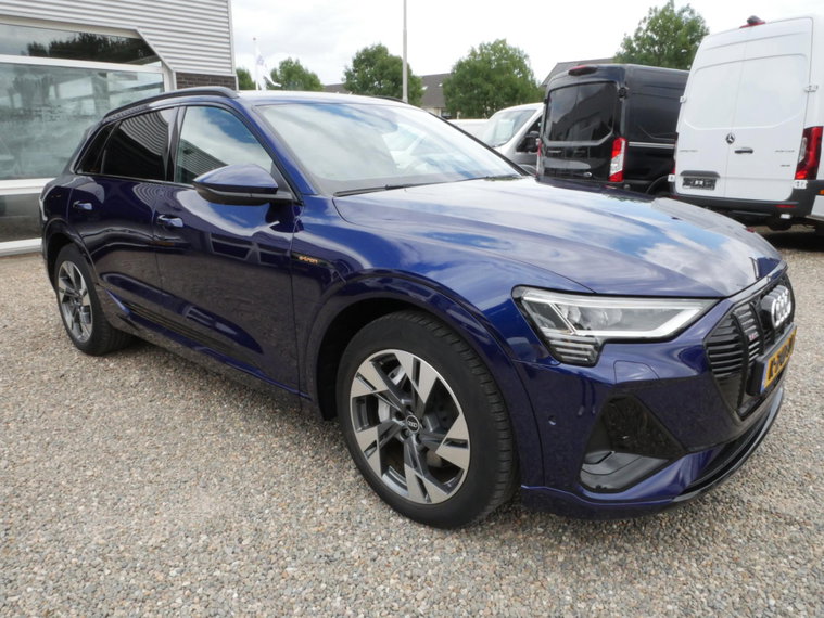 Foto van Audi e-tron