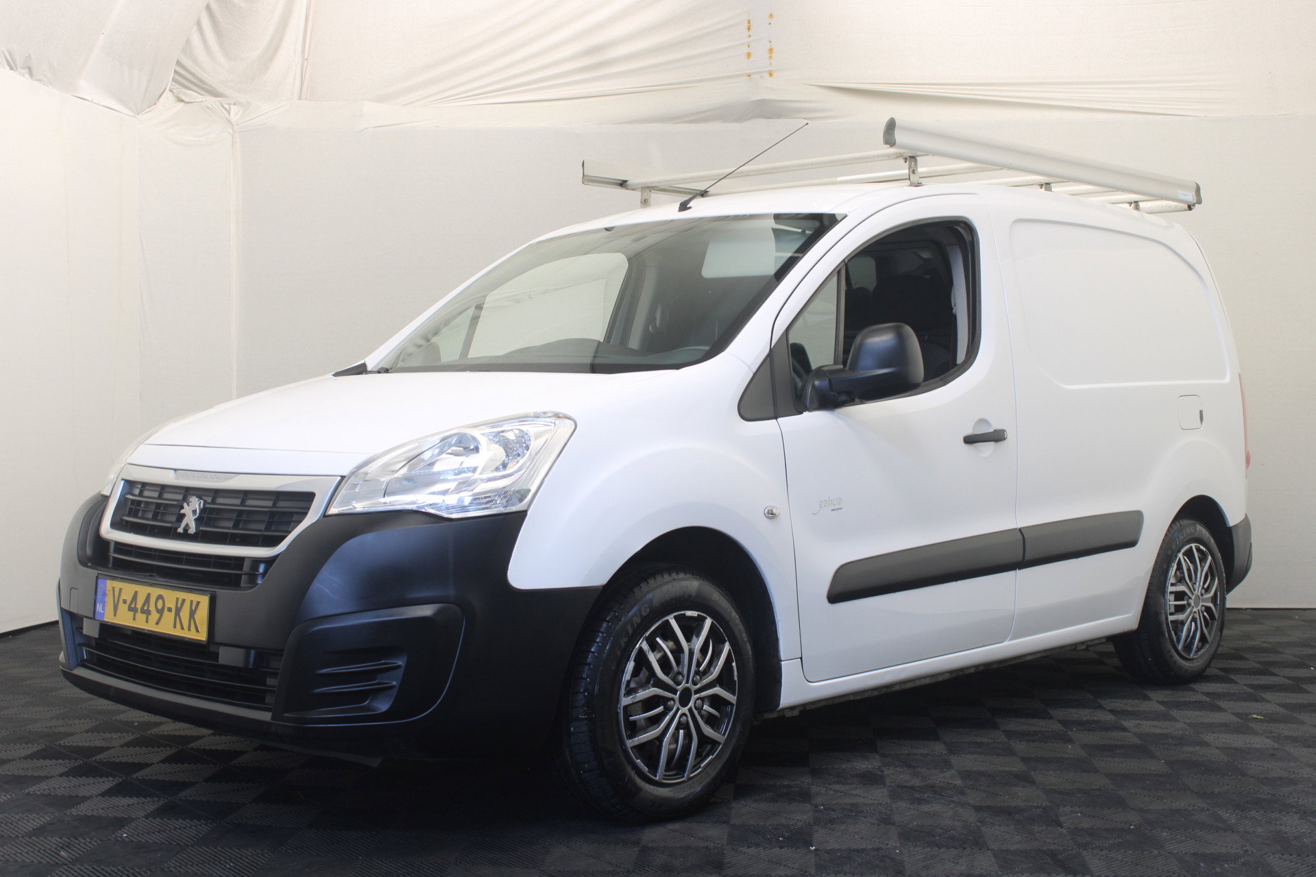 Foto van Peugeot Partner