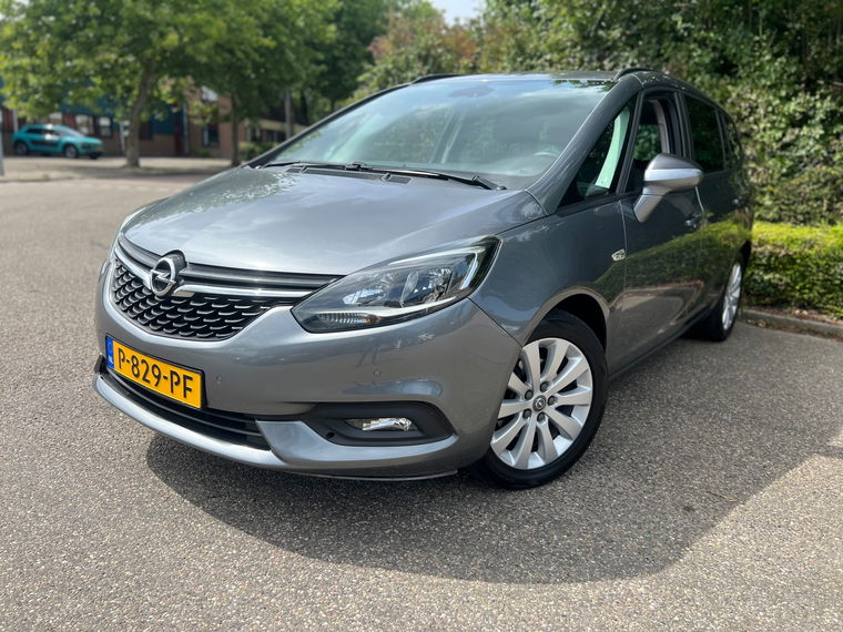 Foto van Opel Zafira