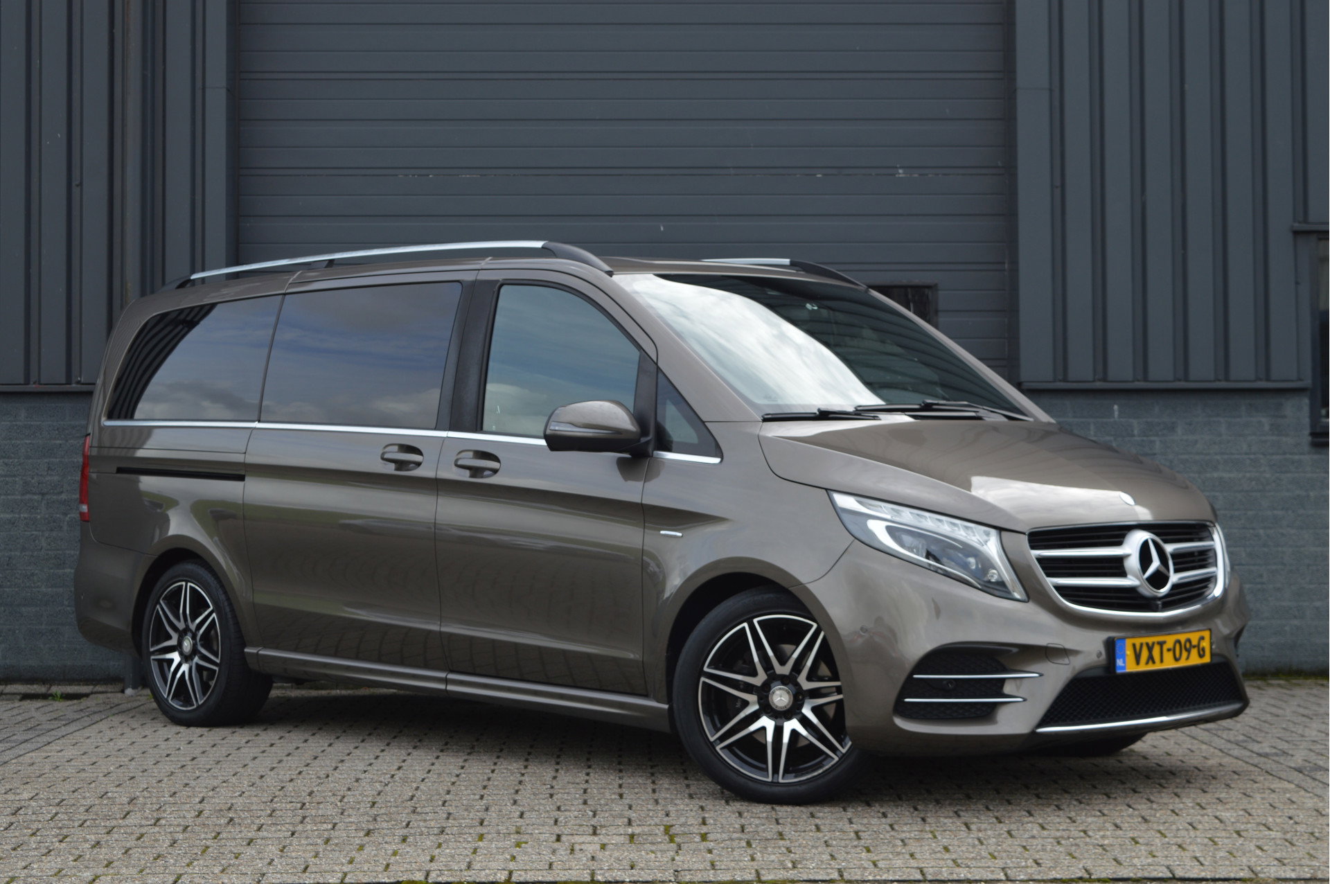Foto van Mercedes-Benz V-Klasse