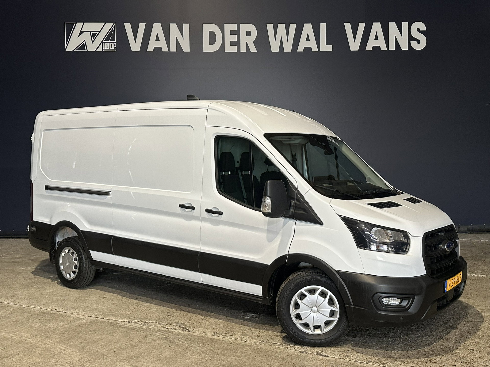 Ford Transit 2.0 TDCI 130pk L3H2 Euro6 Airco | Camera | Navigatie | Cruisecontrol | Stoelverwaming