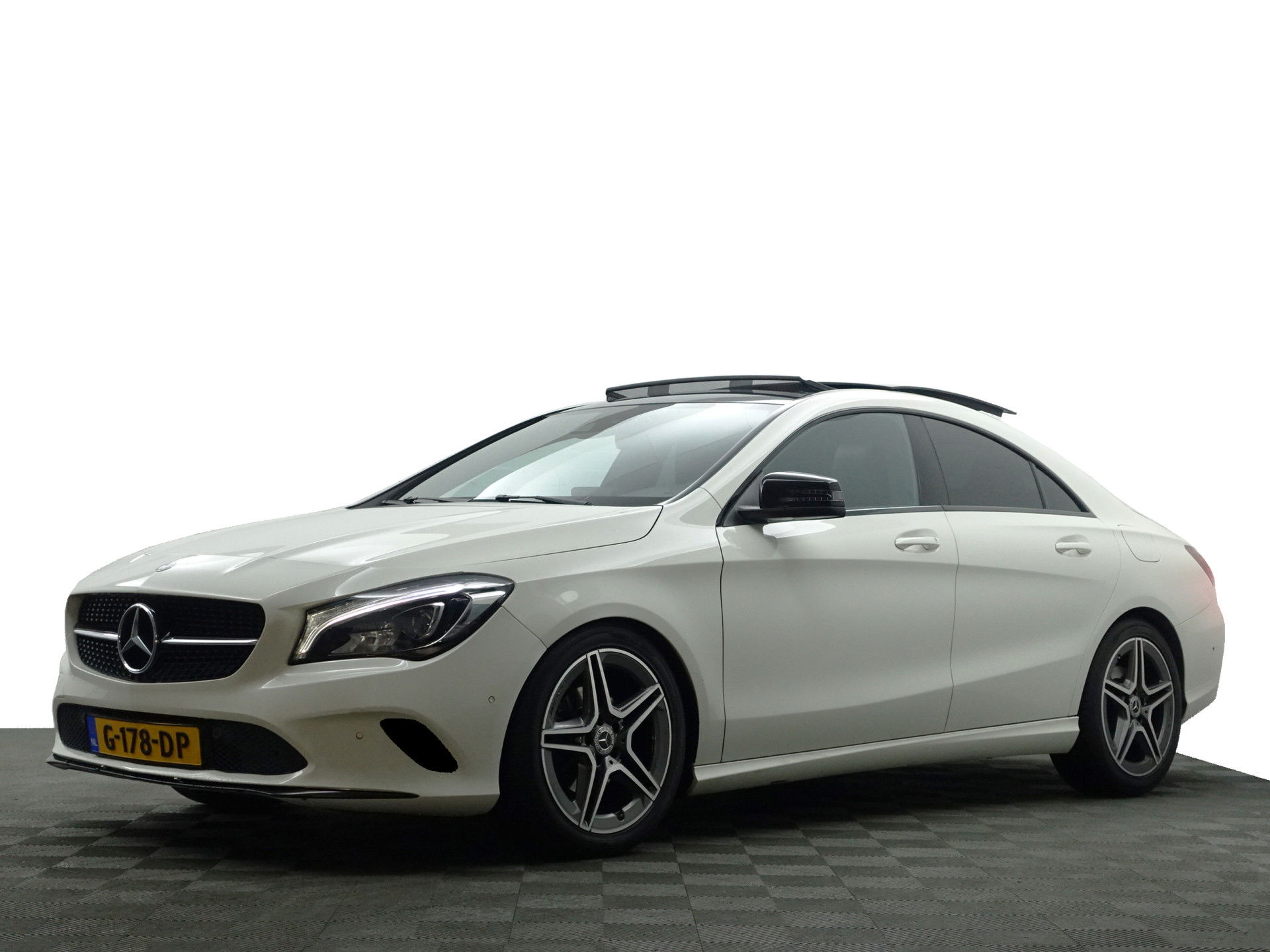 Foto van Mercedes-Benz CLA