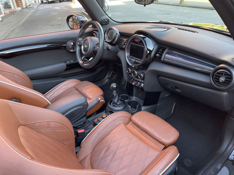 MINI Cabrio