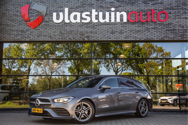 Mercedes-Benz CLA foto 1
