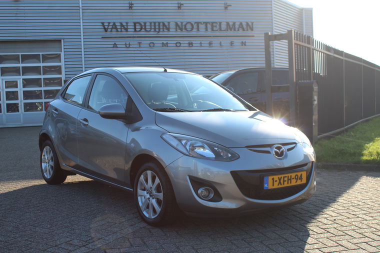 Mazda 2