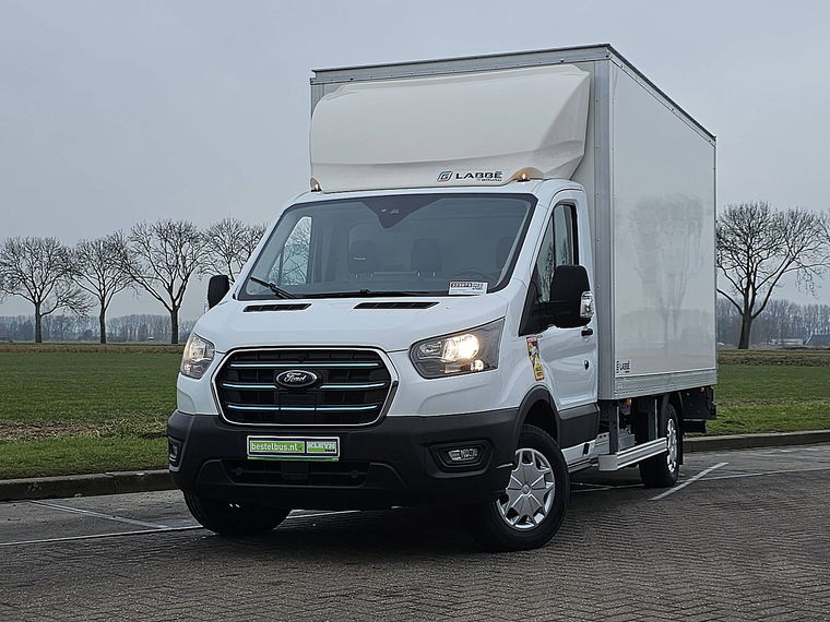 Foto van Ford E-Transit