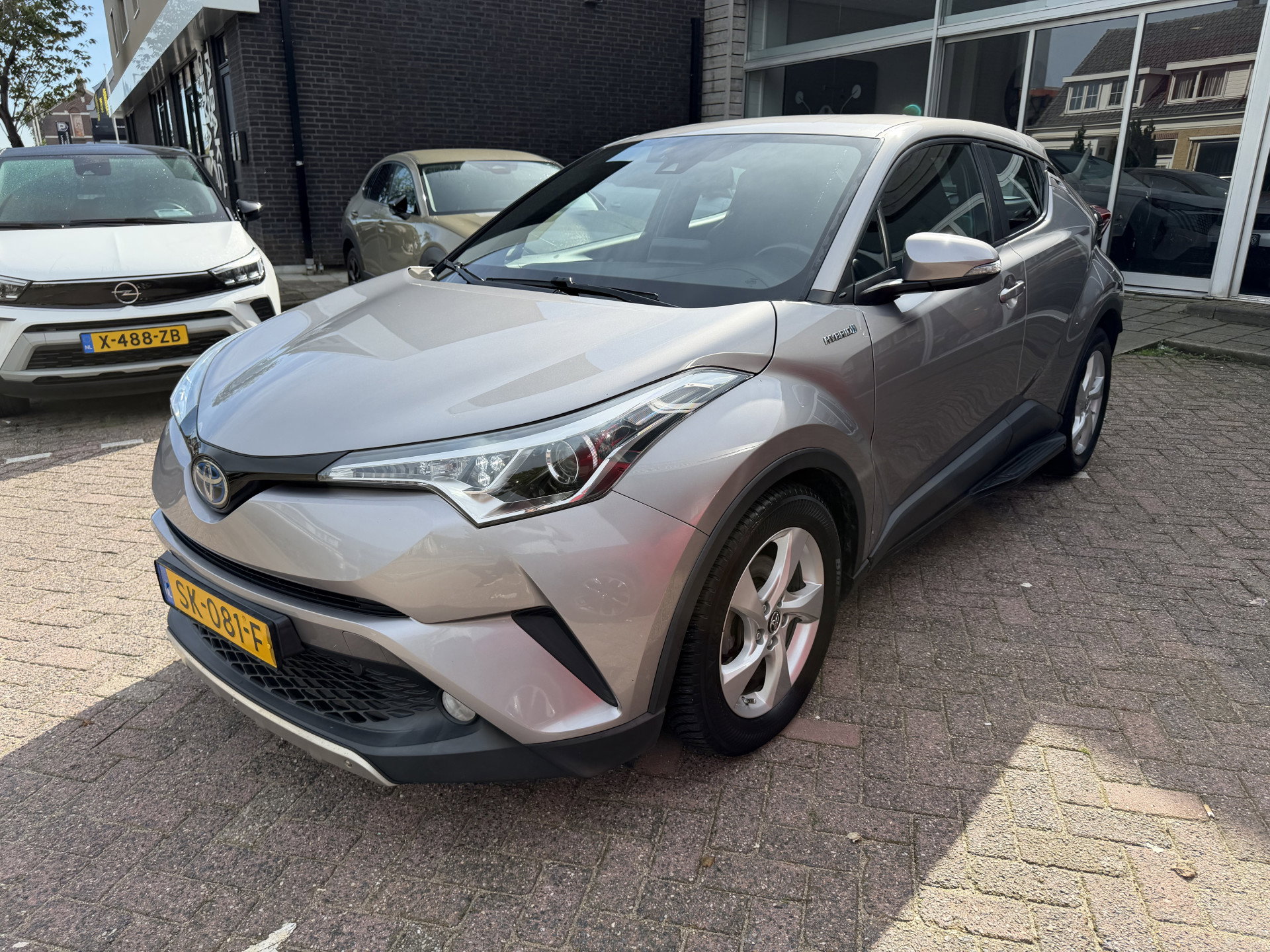 Foto van Toyota C-HR