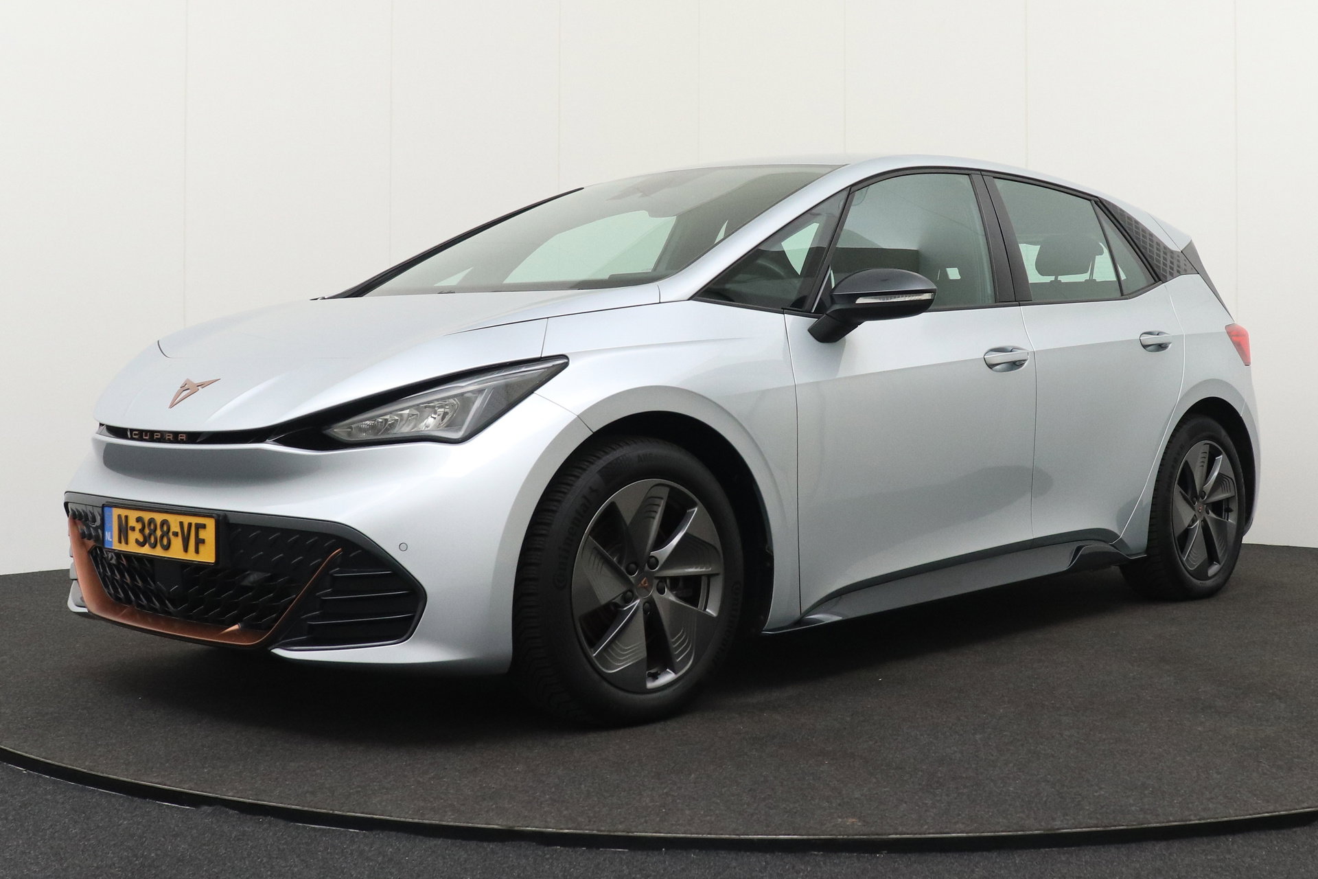 Foto van CUPRA Born