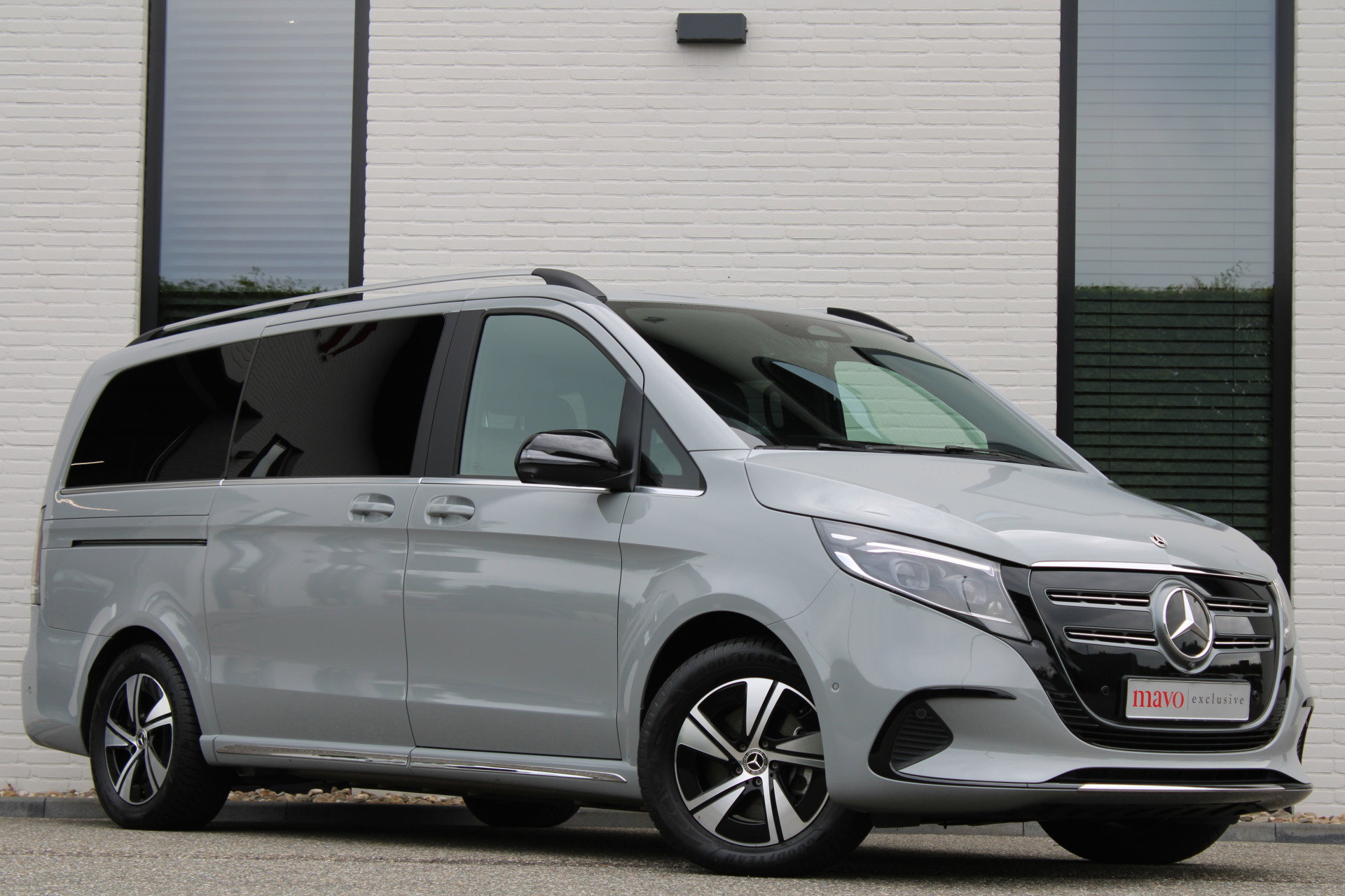 Foto van Mercedes-Benz EQV