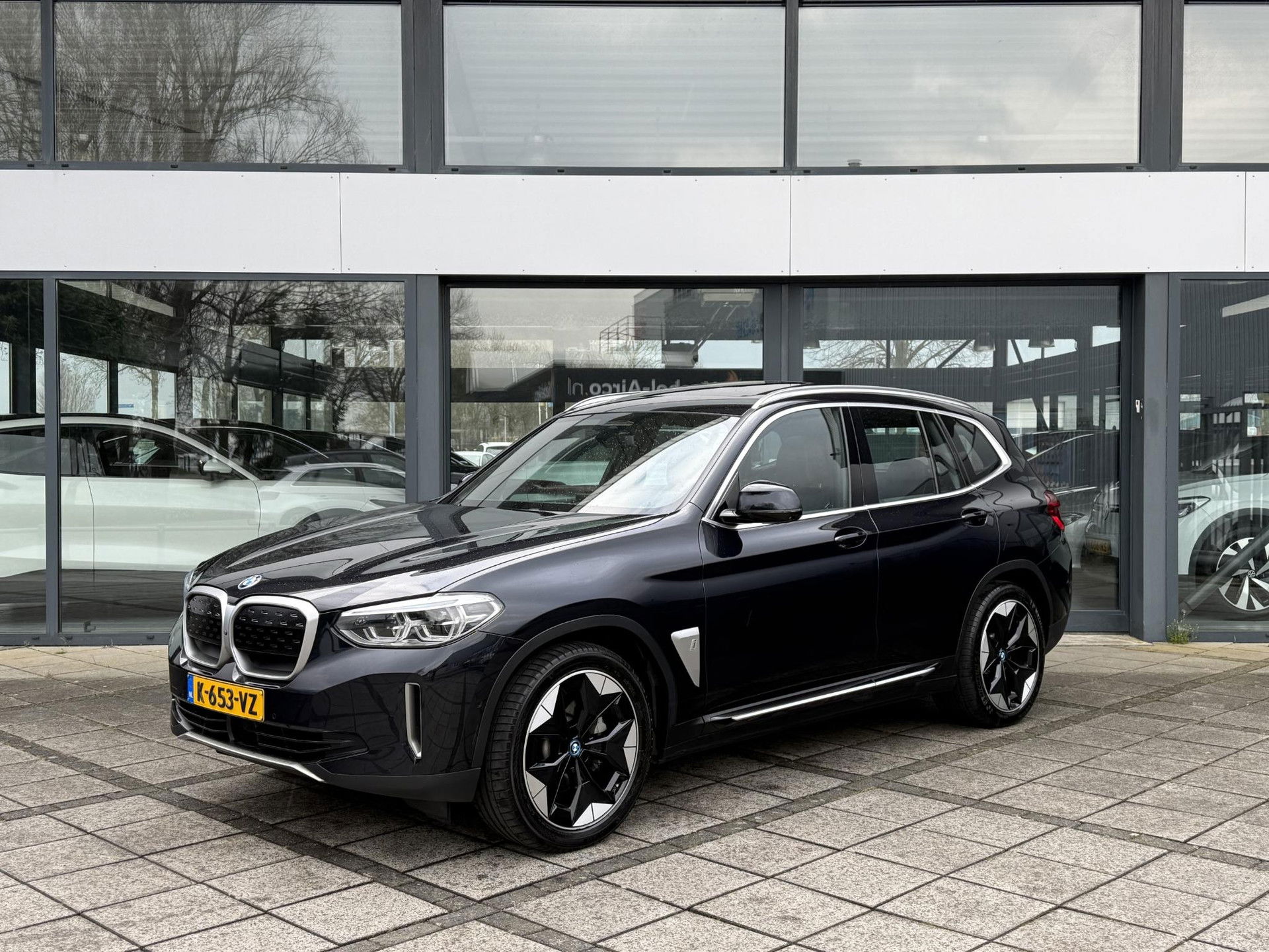 Foto van BMW iX3