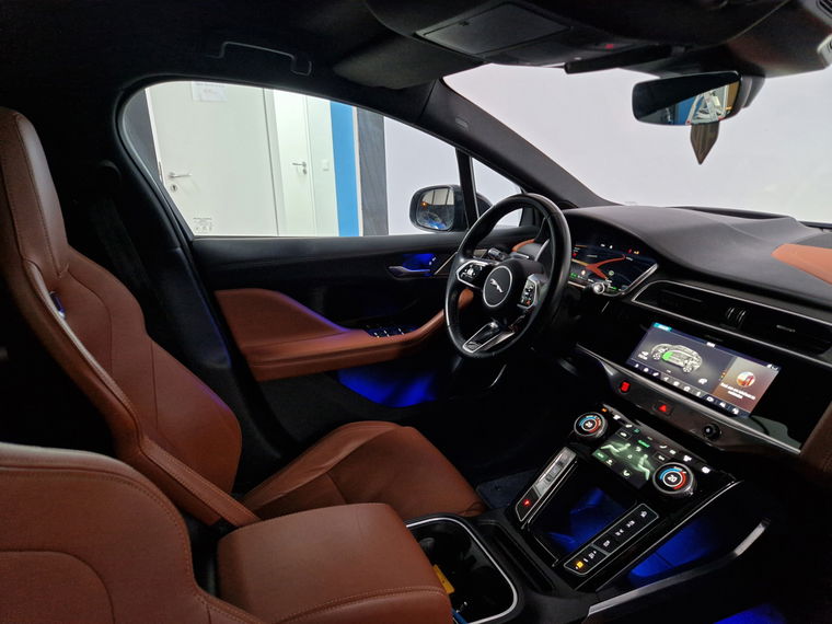 Jaguar I-PACE