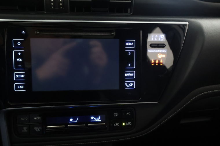 Toyota Auris Touring Sports
