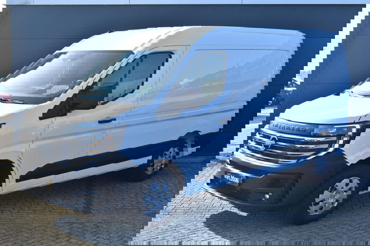 Foto van Nissan Interstar-e