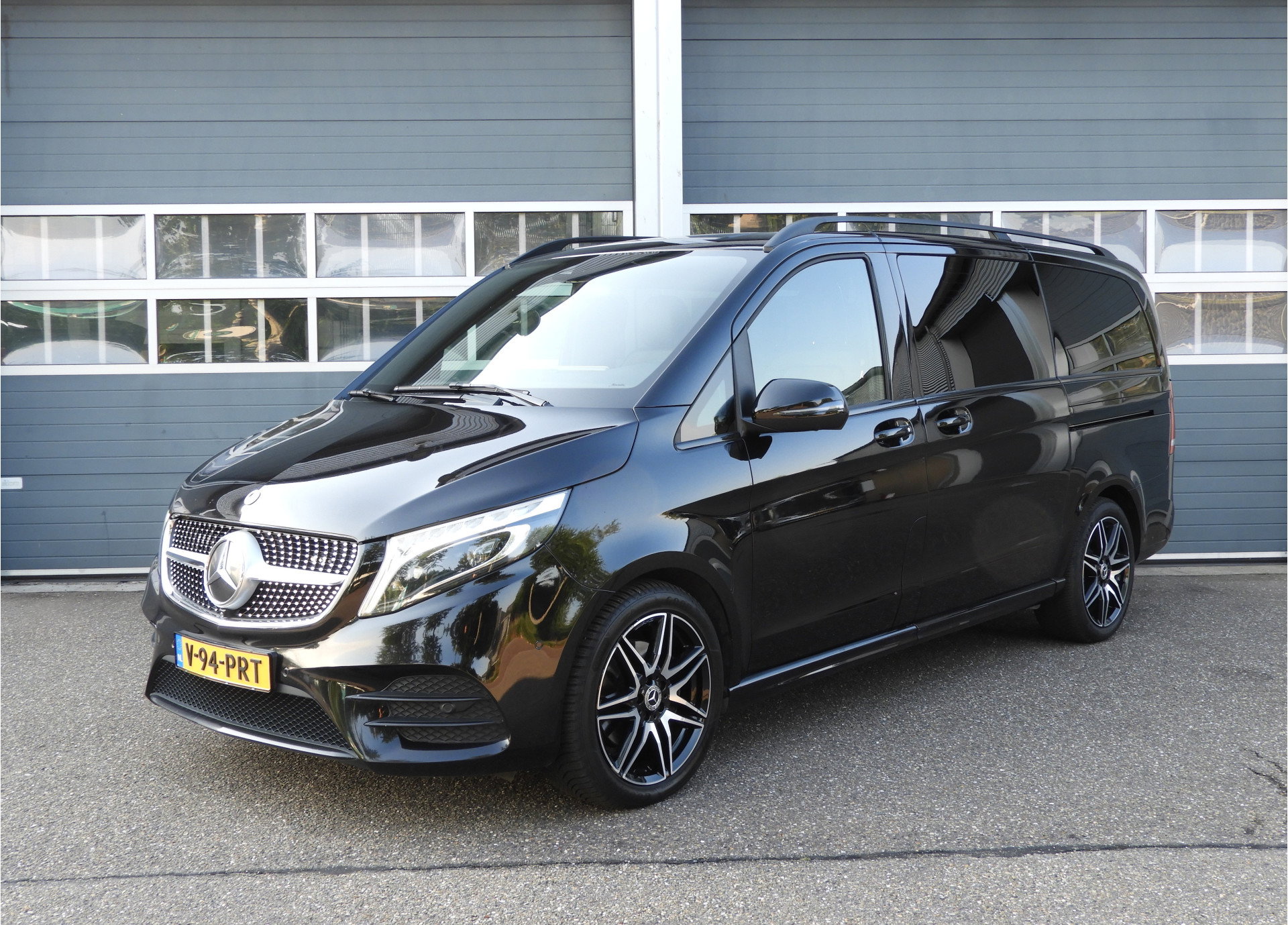 Foto van Mercedes-Benz V-Klasse