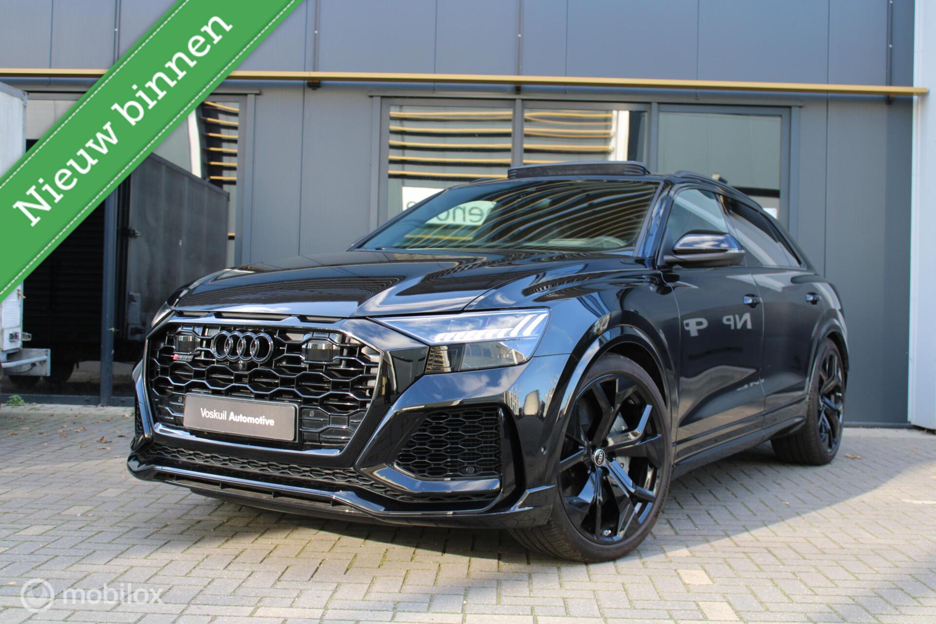 Foto van Audi RSQ8