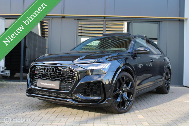Foto van Audi RSQ8