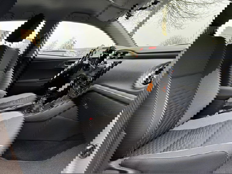 Toyota Auris Touring Sports